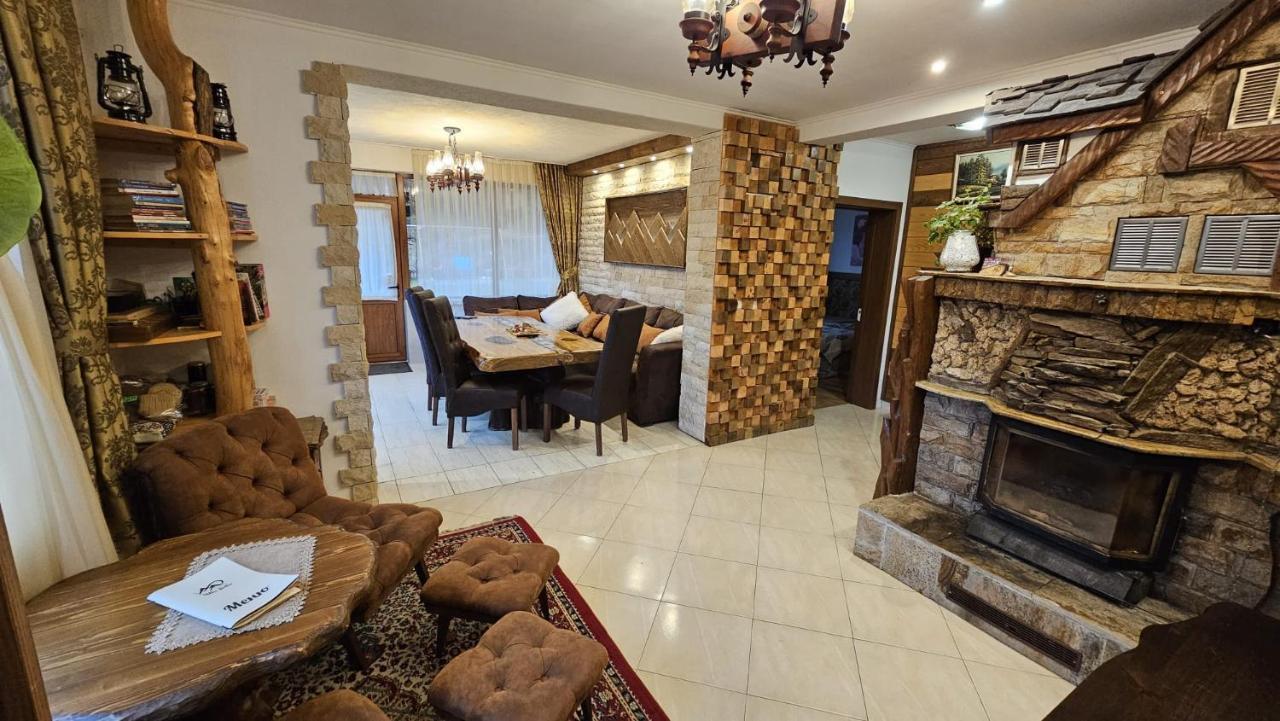 Villa Hills - Къща За Гости С Храна Orlino Esterno foto