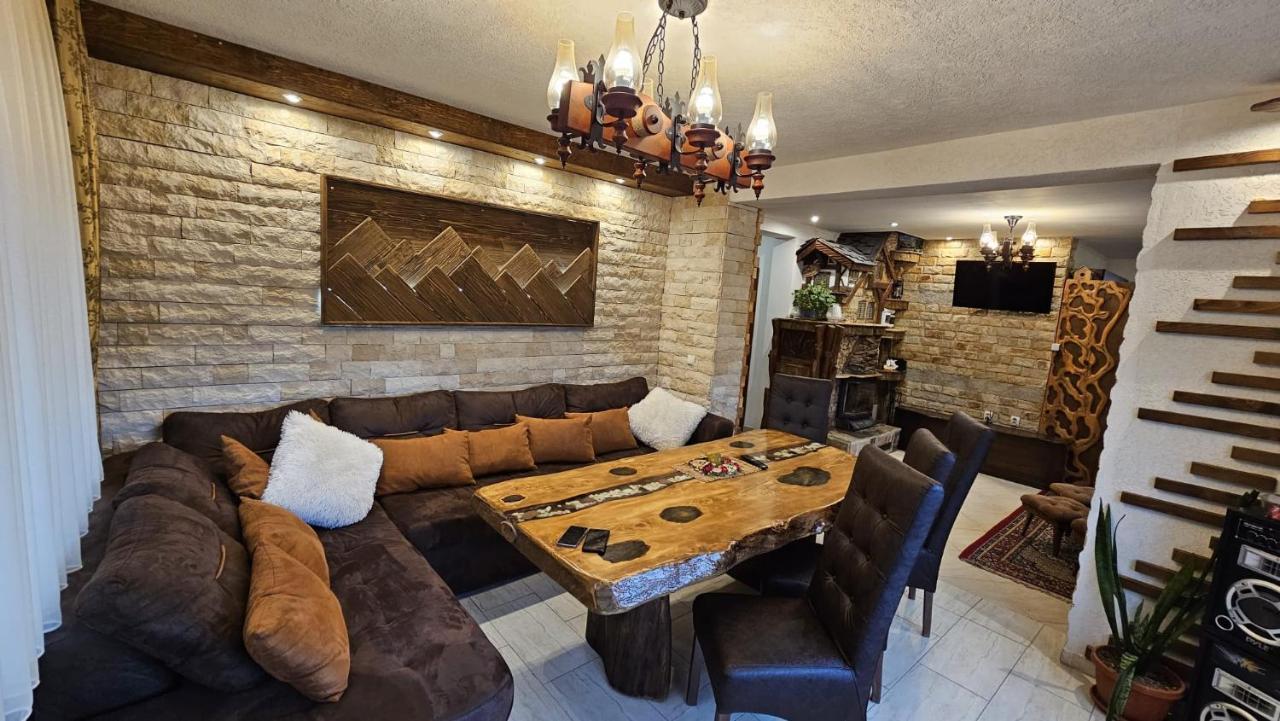 Villa Hills - Къща За Гости С Храна Orlino Esterno foto