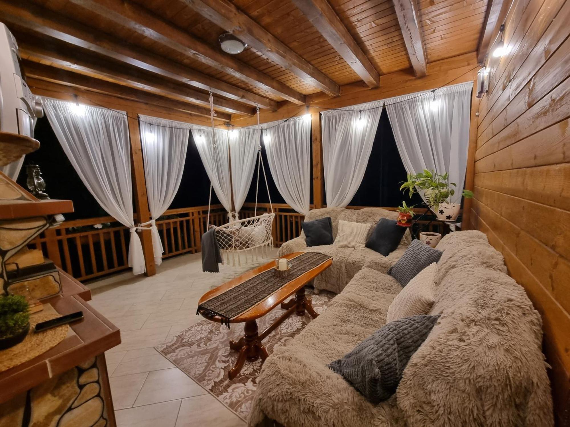 Villa Hills - Къща За Гости С Храна Orlino Esterno foto